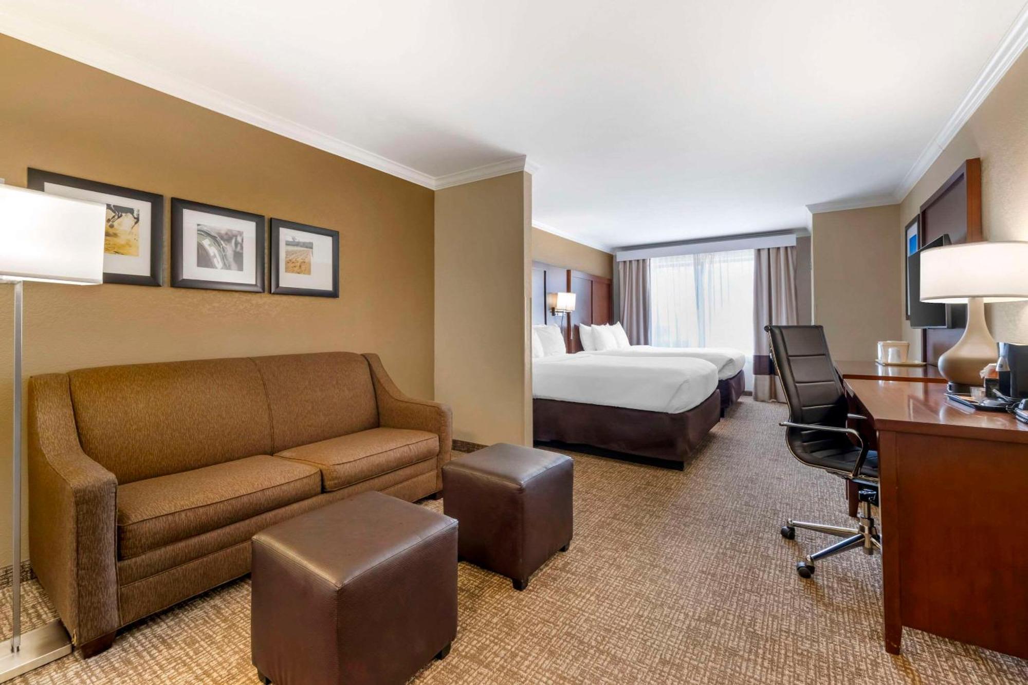 Comfort Suites Elizabethtown Exterior foto